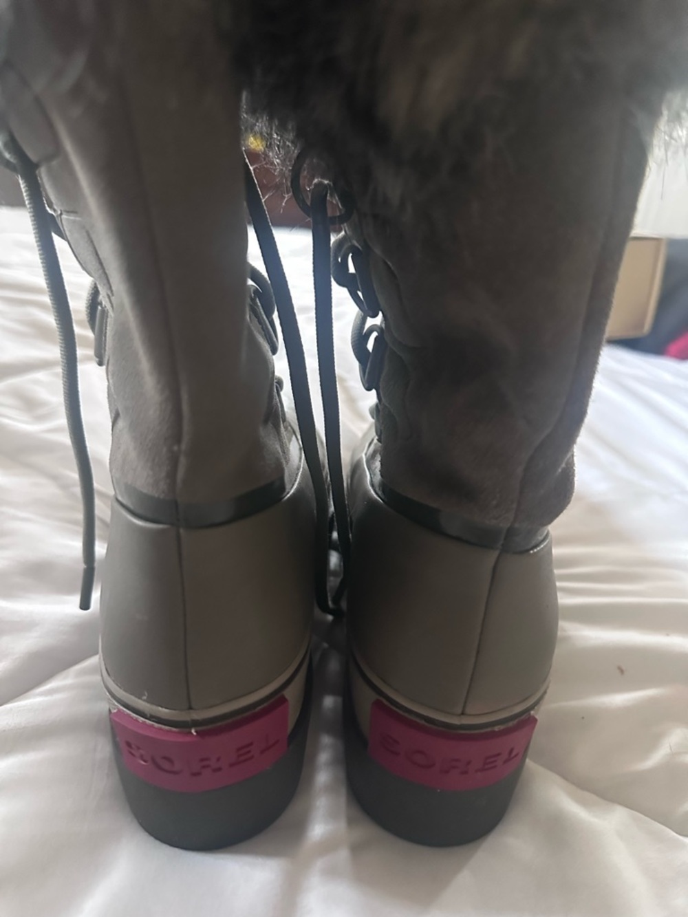 Sorel Women's Olive Green Fur-Trim Lace-Up Winter Boots